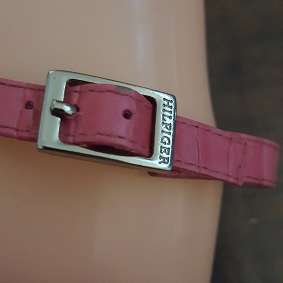 Hilfiger - Pink‎ Crocodile Embossed Sandals - Picture 5 of 6